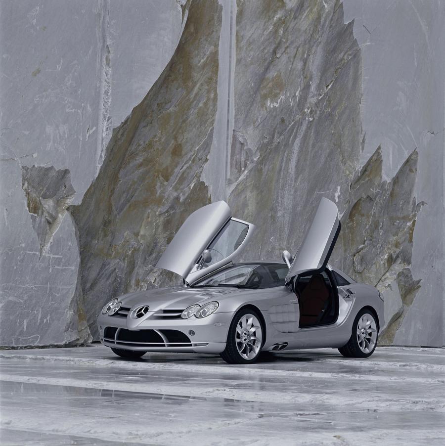  Mercedes-Benz SLR McLaren 2003 года  (фото 267 из 319)